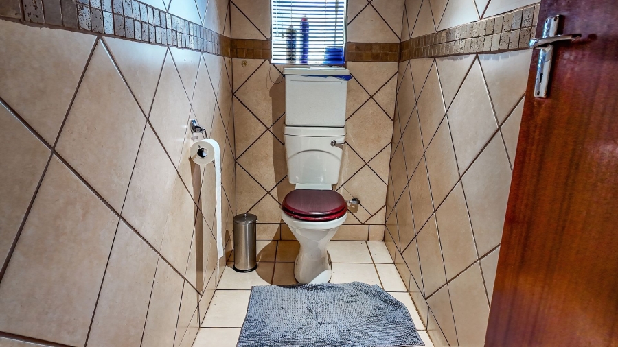 3 Bedroom Property for Sale in Olifantsnek North West
